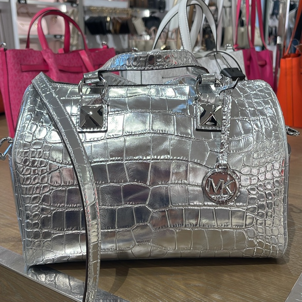 Michael Kors Grayson Medium Metallic Crocodile Embossed Leather Satchel
Silver - Picture 13 of 16